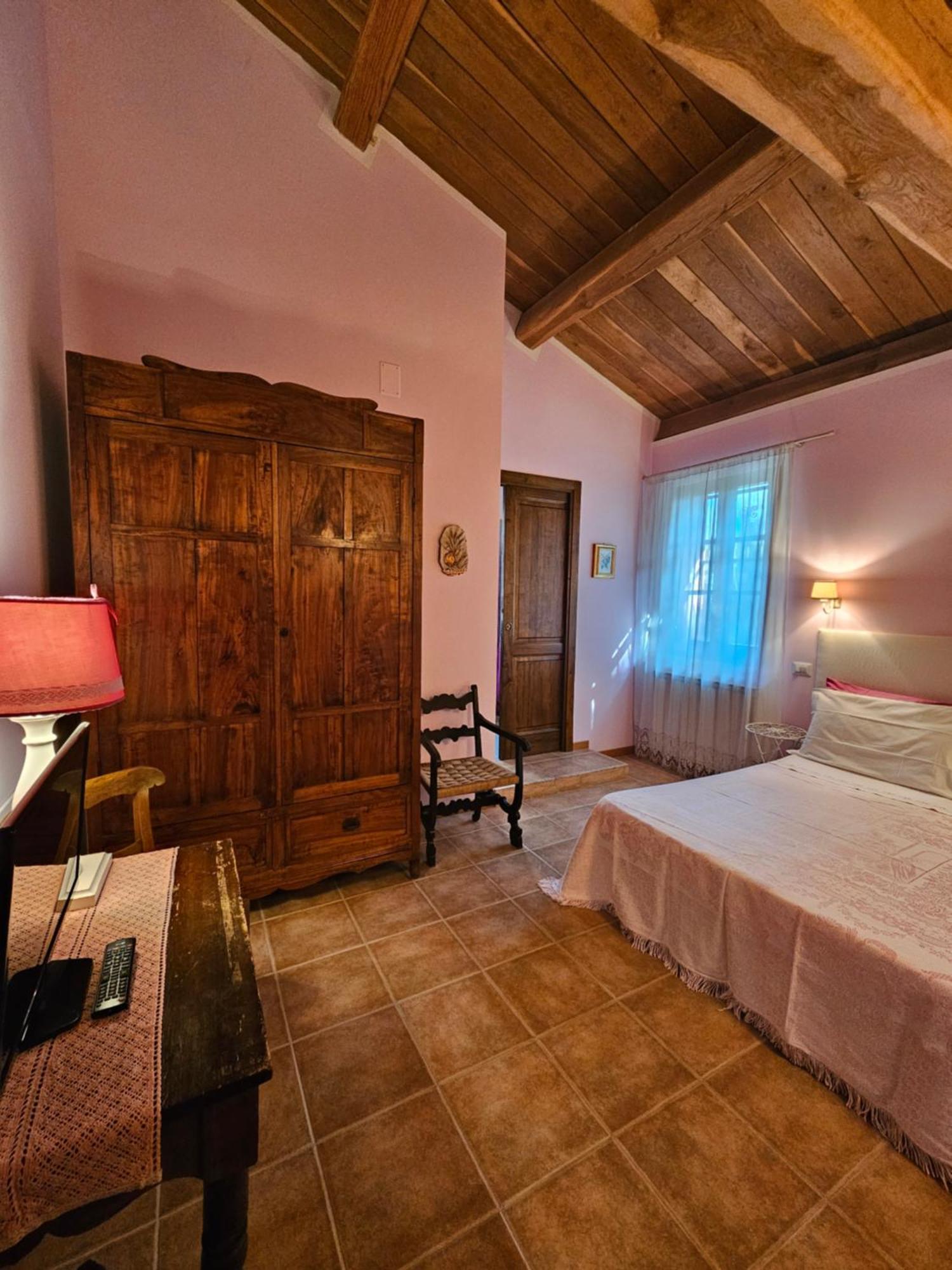 La Casa Dei Tigli Bed and Breakfast Cannara Exterior foto